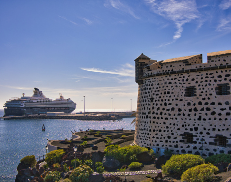 Lanzarote Cruise Port 1 470 X 370